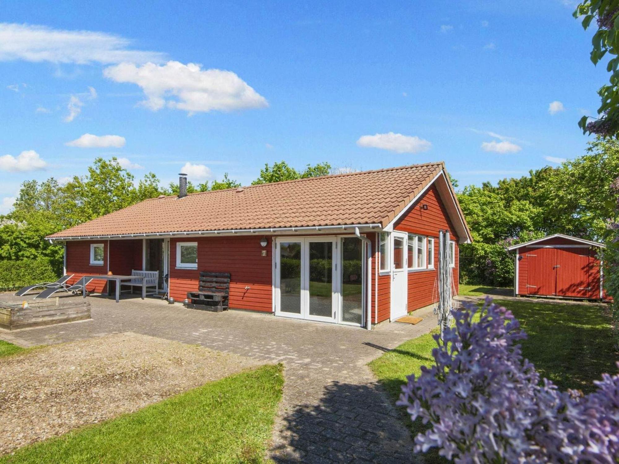 6 Person Holiday Home In Tarm Exterior foto